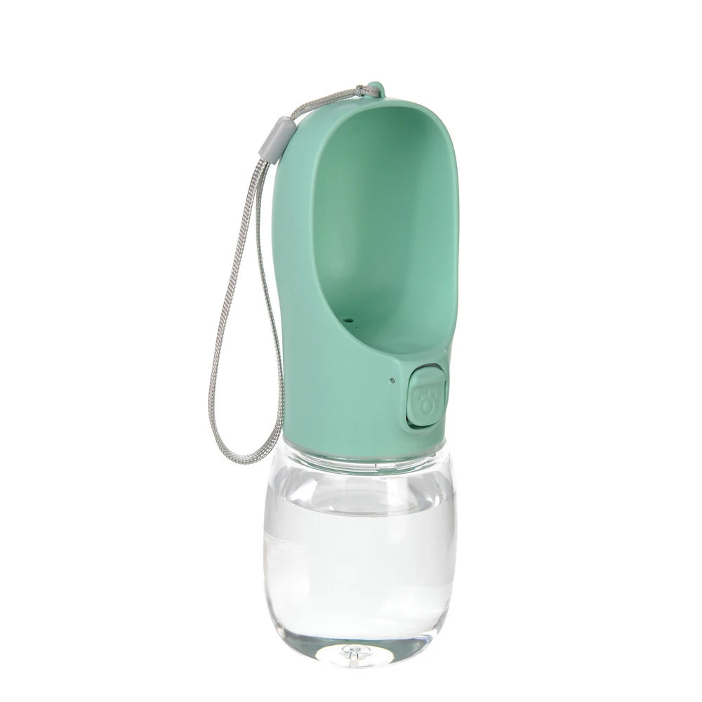 On-the-Go Pet Water Bottle – Fresh Hydration Anywhere
