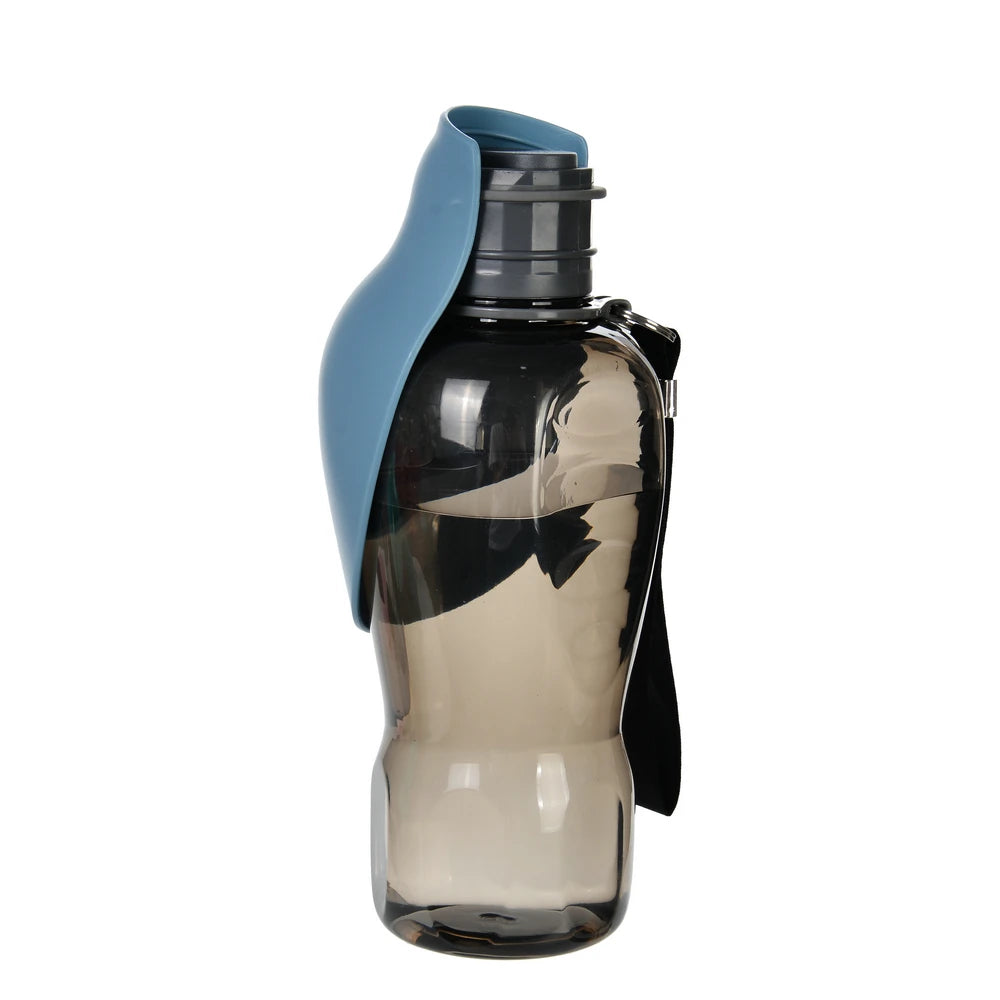 On-the-Go Pet Water Bottle – Fresh Hydration Anywhere